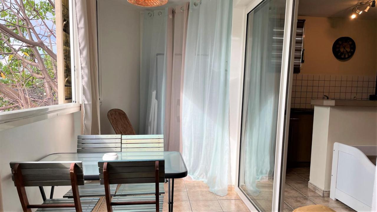 Апартаменти Grand Studio Lumineux - Saint Gilles Les Bains Екстер'єр фото
